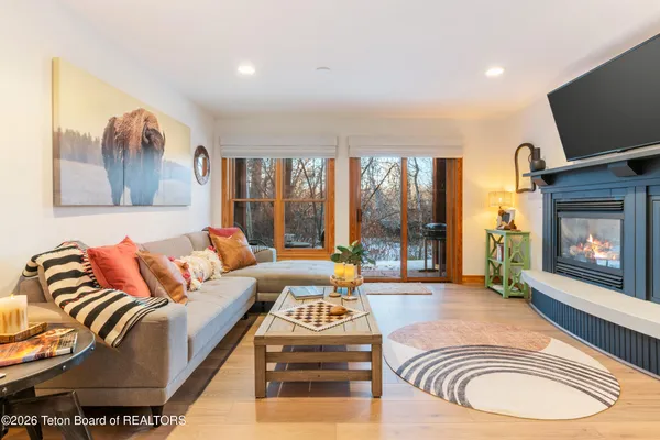 $678,000 | 2740 Shadowmoon Lane, Unit 127, Driggs, ID 83422