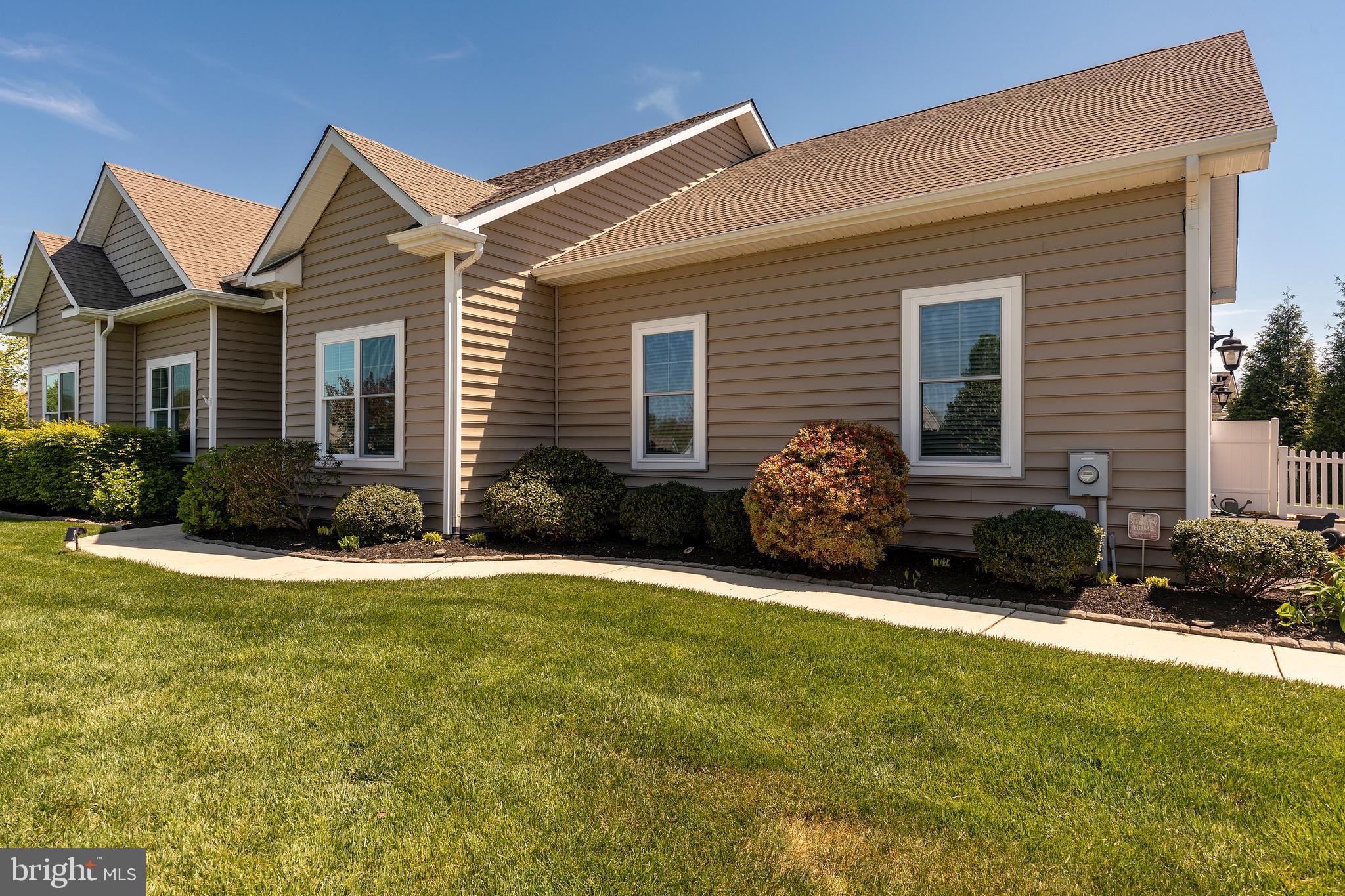 30441 Half Shell Road Milton, DE 19968 - Photo 3 of 70 Front Walkway