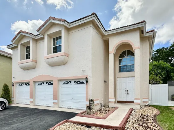 $3,750 | 2572 Northwest 79th Avenue, Margate, FL 33063