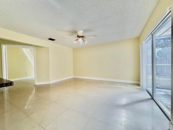 $3,750 | 2572 Northwest 79th Avenue, Margate, FL 33063