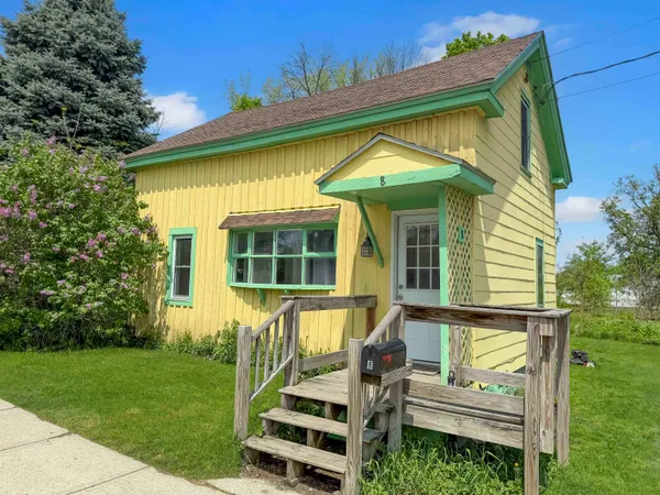 $200,000 | 8 Lake Street, Swanton, VT 05488