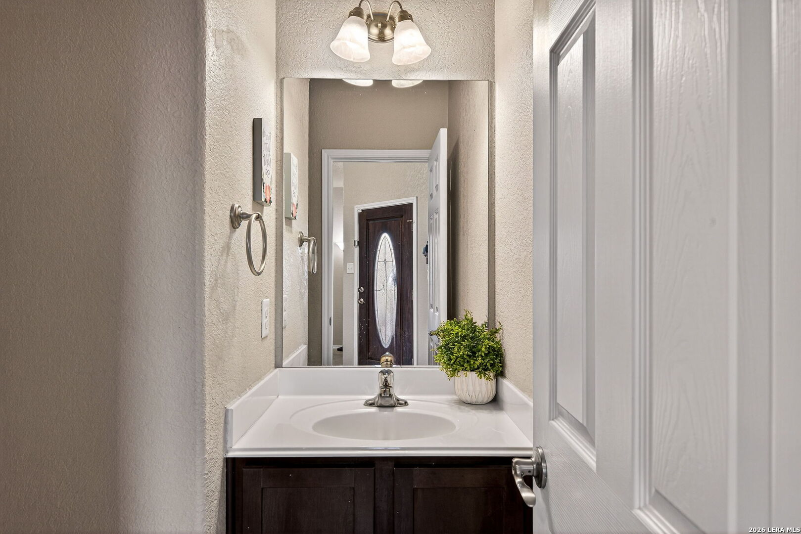 9810 Leubeck Ranch Helotes, TX 78023 - Photo 13 of 24