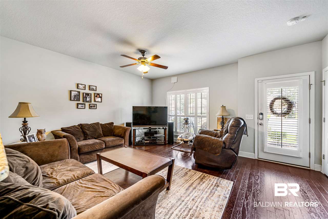2208 Livingstone Court Mobile, AL 36695 - Photo 3 of 31