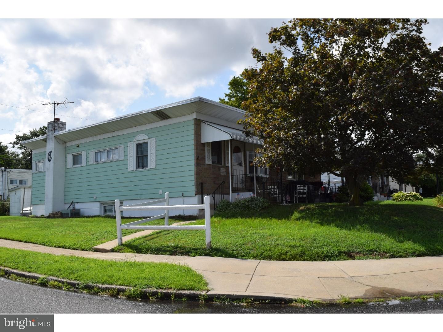 225 Hoffman Road Ridley Park, PA 19078 - Photo 2 of 19 Gallery Image 2