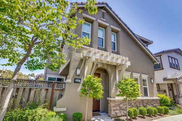 $1,380,000 | 867 Maple Place, East Palo Alto, CA 94303