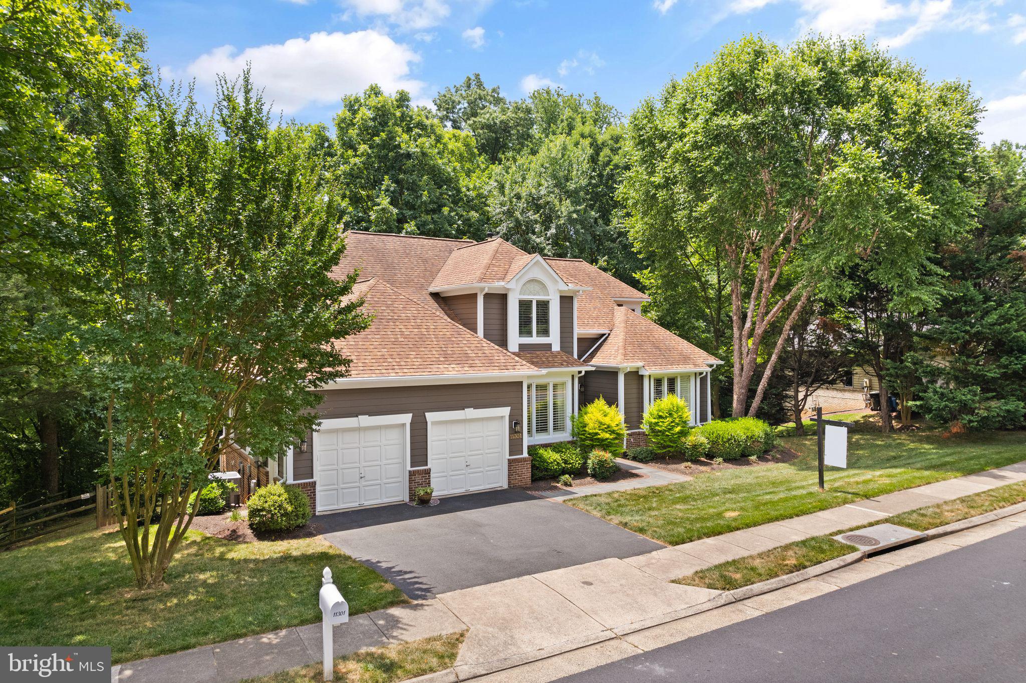 11301 Bright Pond Lane Reston, VA 20194 - Photo 7 of 121 Gallery Image 7
