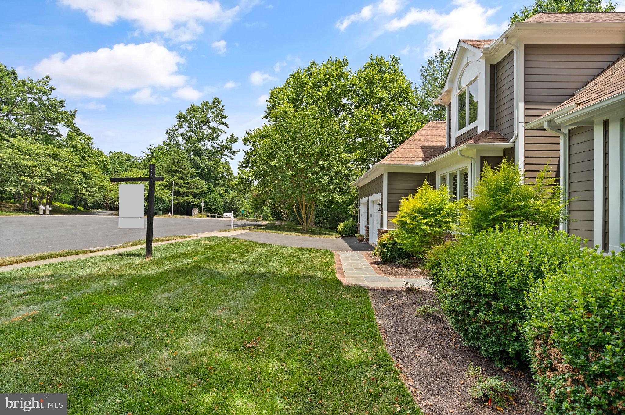 11301 Bright Pond Lane Reston, VA 20194 - Photo 10 of 121 Gallery Image 10