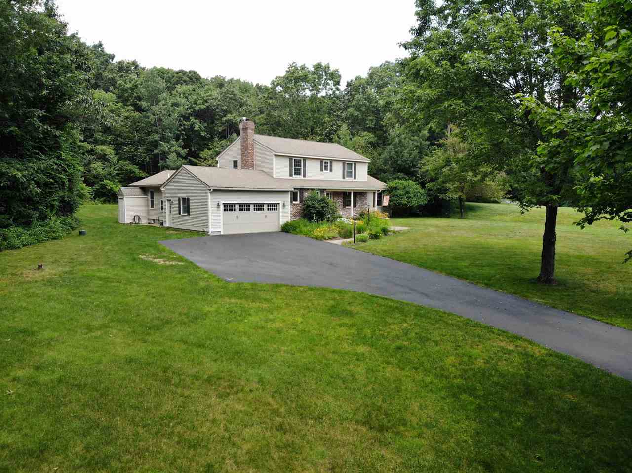 6 Four Winds Road Merrimack, NH 03054 - Photo 2 of 37