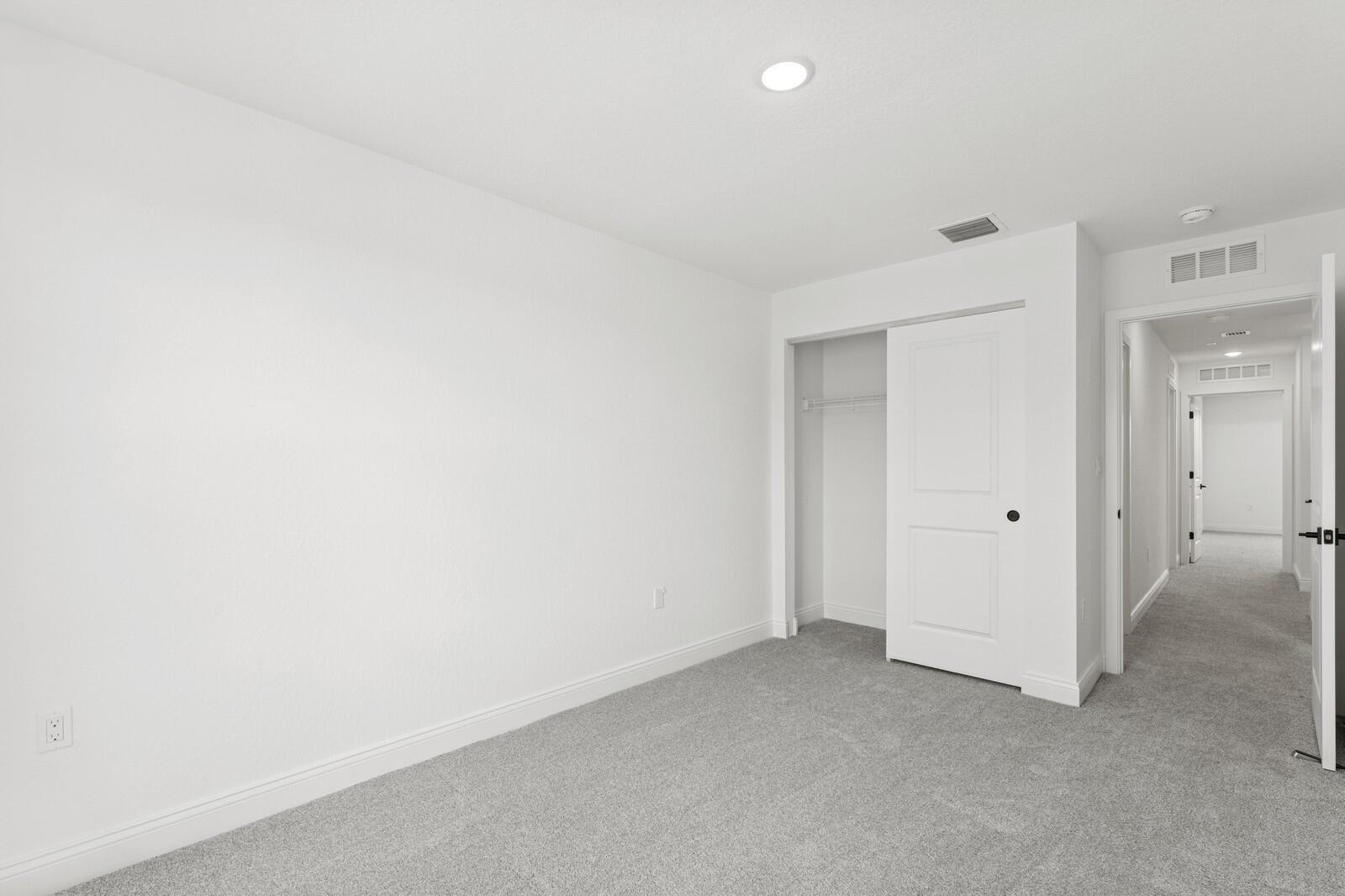 121 Southeast Birch Terrace, Unit 1157 Stuart, FL 34997 - Photo 19 of 34 a view of an empty room