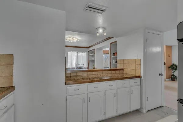 $2,595 | 6433 Southpoint Drive, Dallas, TX 75248