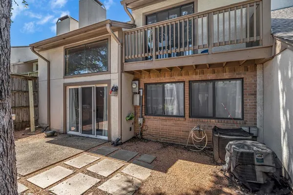 $2,595 | 6433 Southpoint Drive, Dallas, TX 75248