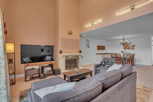 $2,595 | 6433 Southpoint Drive, Dallas, TX 75248