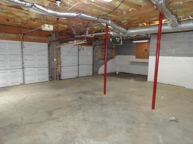 3343 Backridge Road Woodlawn, TN 37191 - Photo 17 of 20 Large Two Car Garage