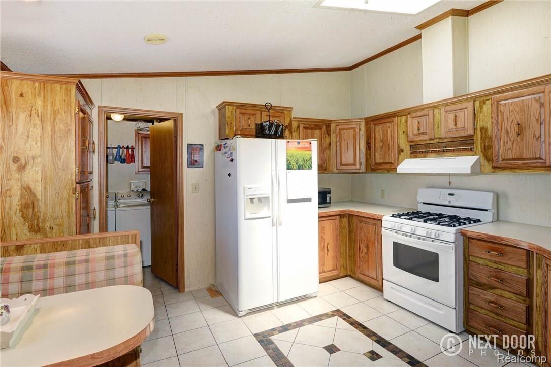13554 North Road Fenton, MI 48430 - Photo 23 of 44 CNG_9900_1_2.jpg