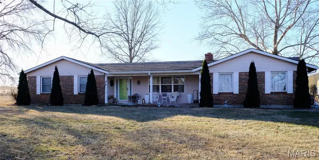 $425,000 | 38 Brookview Lane, Moscow Mills, MO 63362