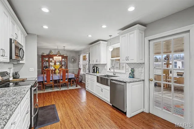 $425,000 | 38 Brookview Lane, Moscow Mills, MO 63362