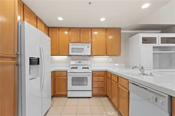 $714,500 | 10 Tierra Plano, Rancho Santa Margarita, CA 92688