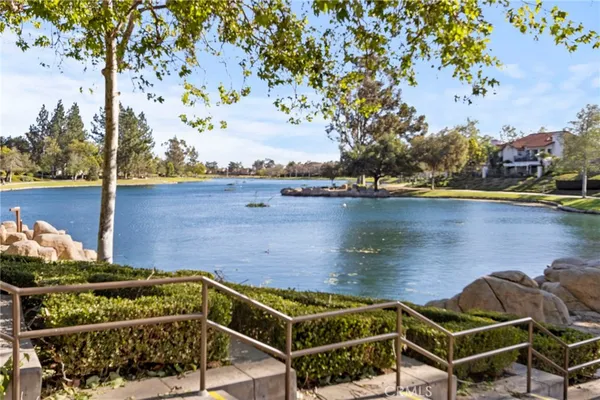 $714,500 | 10 Tierra Plano, Rancho Santa Margarita, CA 92688