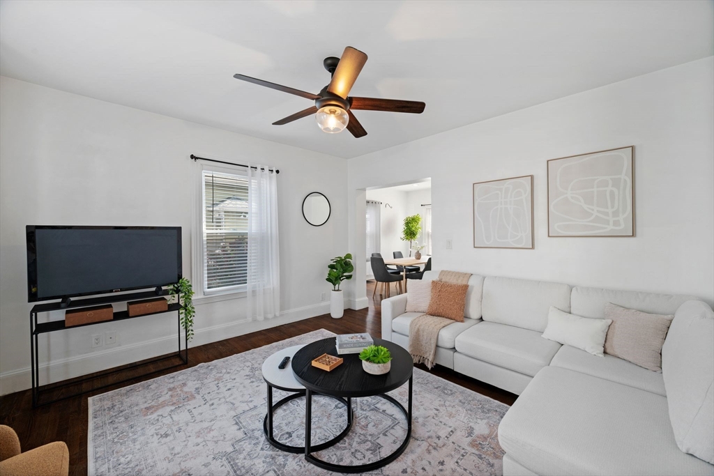 8 Chestnut Street Lynn, MA 01902 - Photo 7 of 39