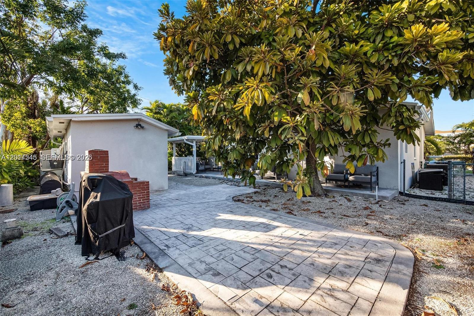 1946 Southwest 20th Street, Unit 1946 Miami, FL 33145 - Photo 33 of 40