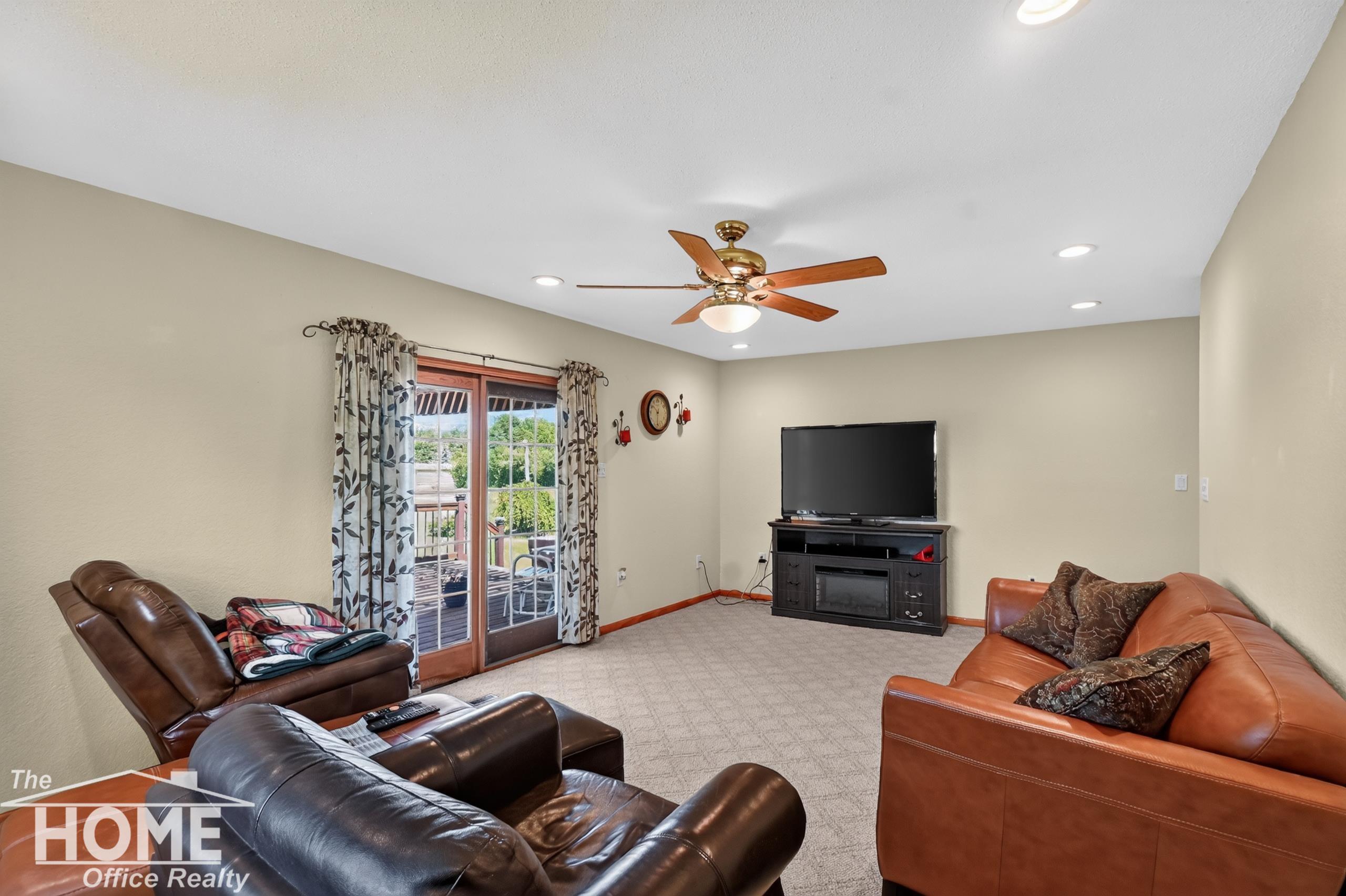 3553 North State Road Owosso, MI 48867 - Photo 22 of 60