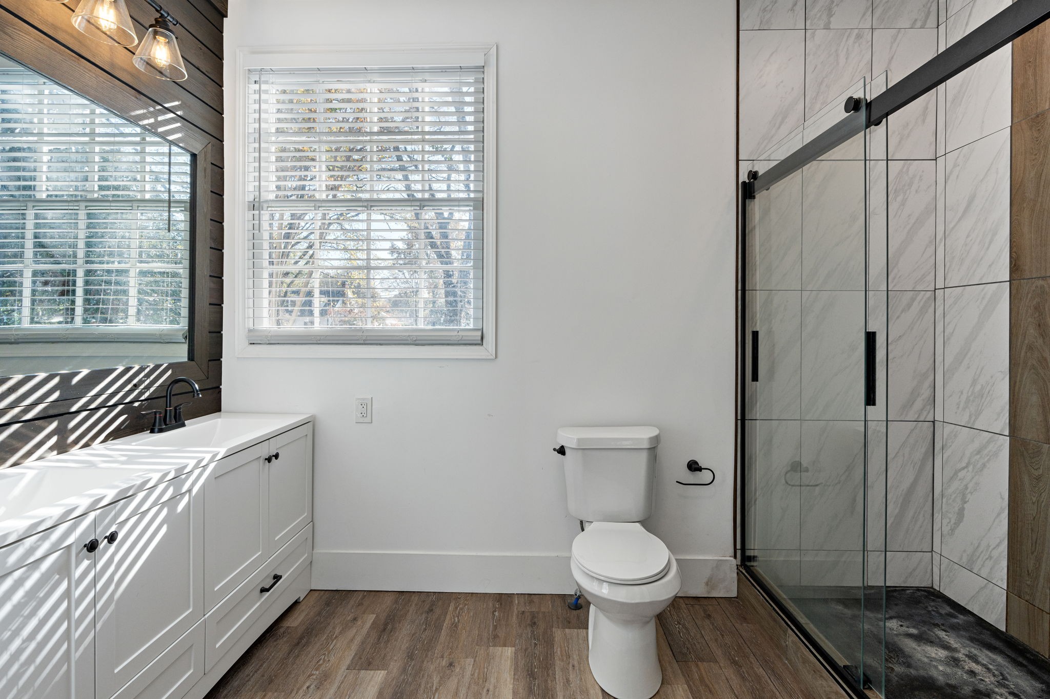 1219 Winding Way Road Nashville, TN 37216 - Photo 3 of 31 Newly remodeled primary bathroom
