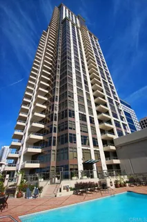$995,000 | 700 West E Street, Unit 801, San Diego, CA 92101