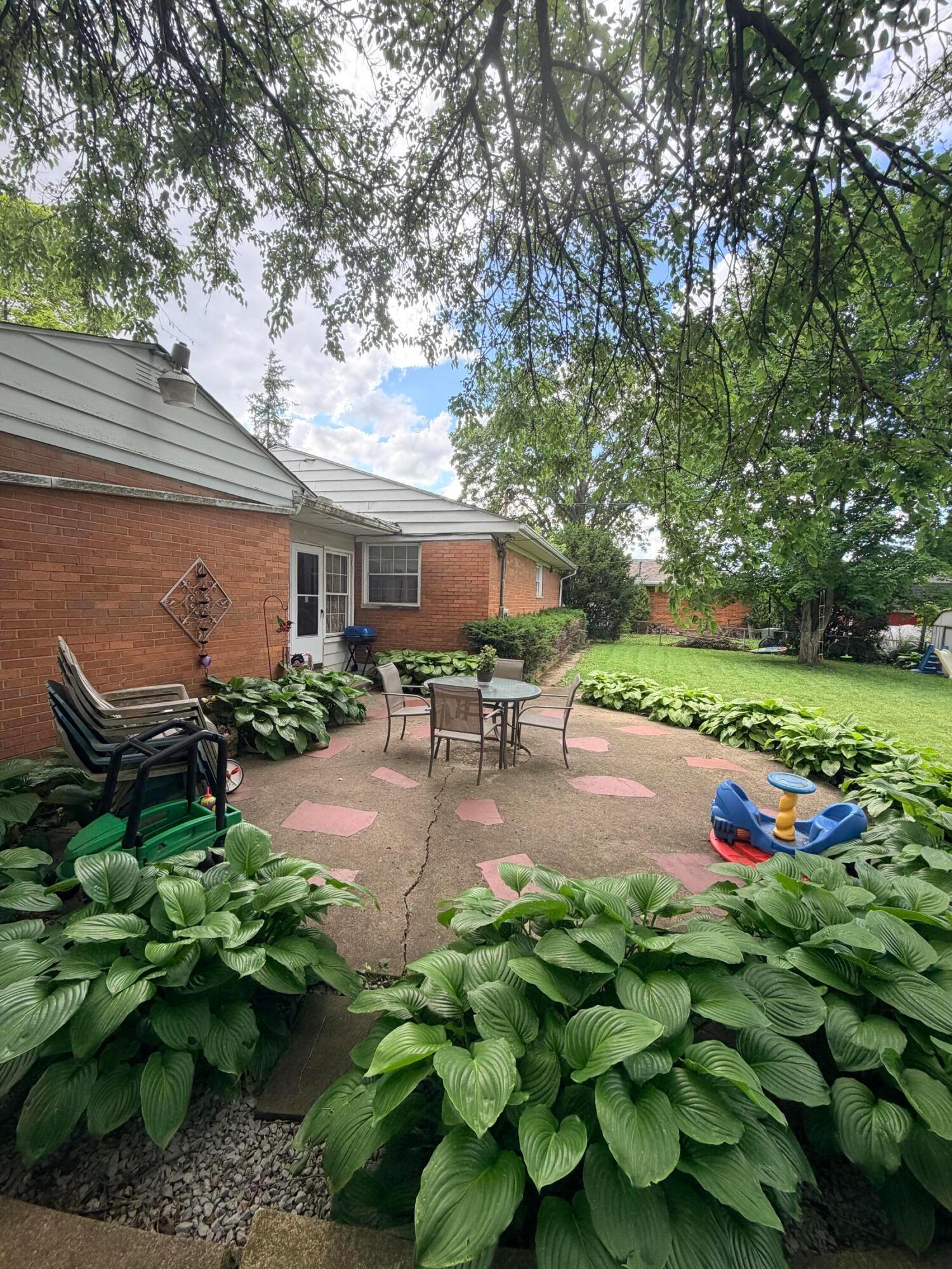 100 Inwood Road West Jefferson, OH 43162 - Photo 4 of 52