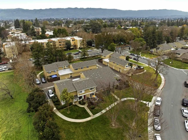 $629,998 | 937 Summerside Drive, Unit D, San Jose, CA 95122