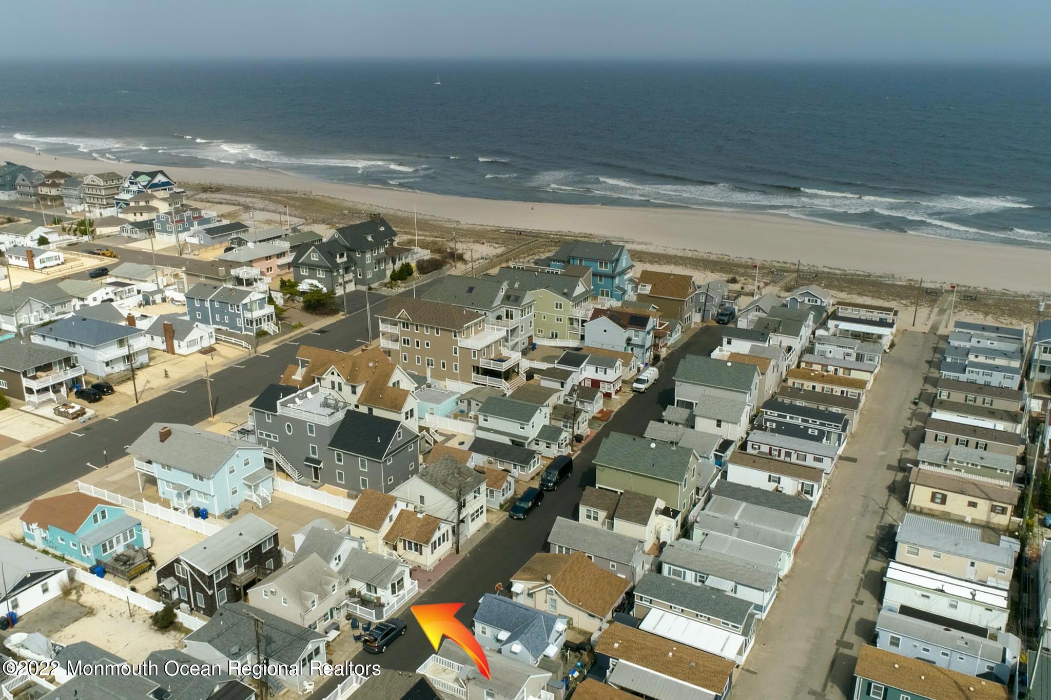 35 West Rutherford Lane Lavallette, NJ 08735 - Photo 2 of 20 00b