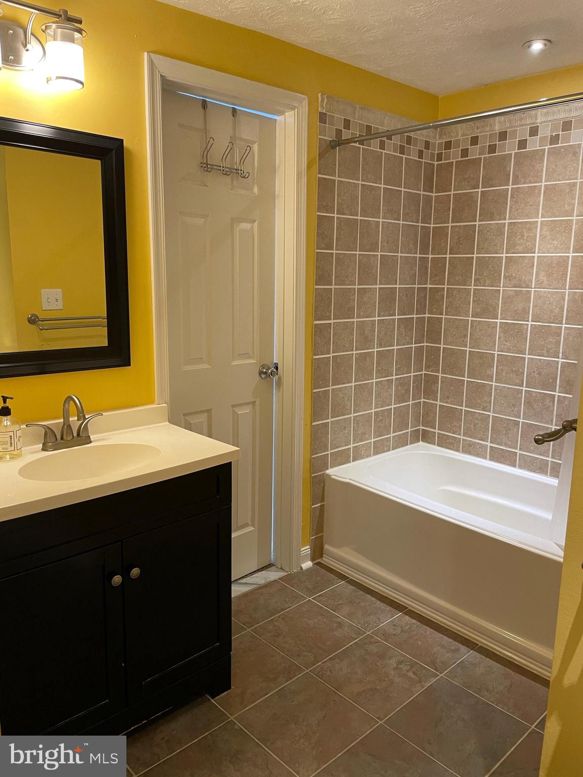 2714 Parallel Path Abingdon, MD 21009 - Photo 11 of 24 Gallery Image 11