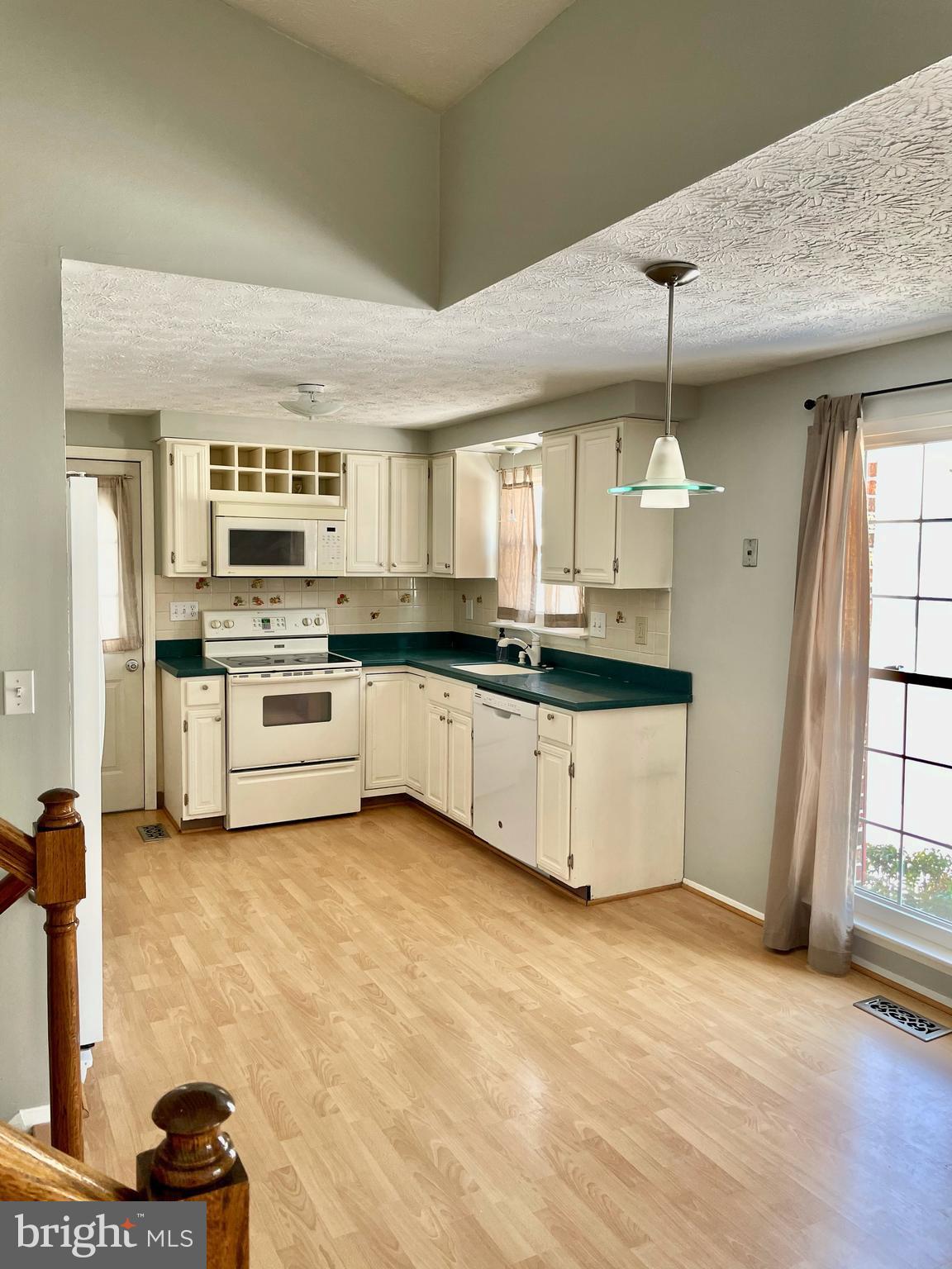 2714 Parallel Path Abingdon, MD 21009 - Photo 8 of 24 Gallery Image 8
