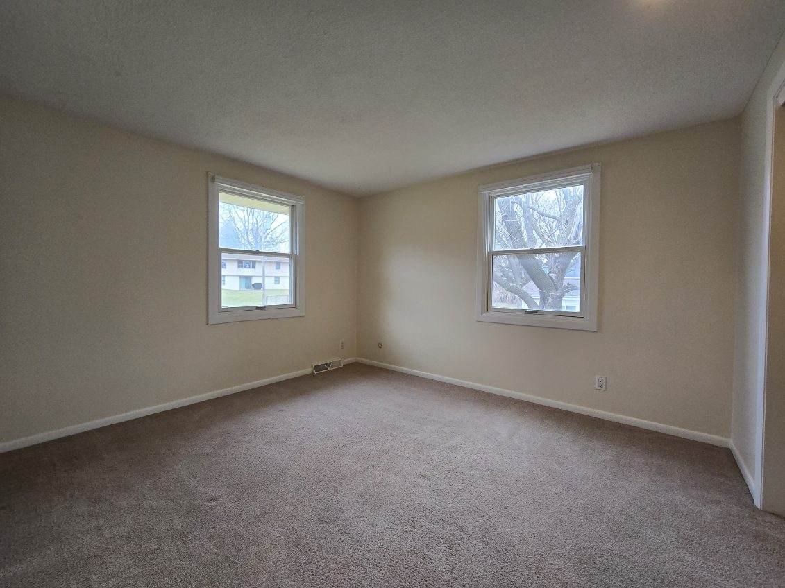 5109 Coachman Road Bettendorf, IA 52722 - Photo 12 of 26