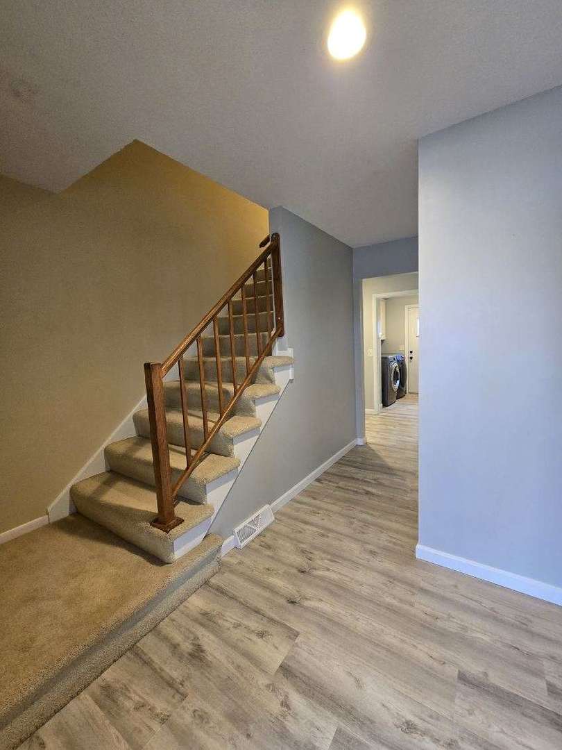 5109 Coachman Road Bettendorf, IA 52722 - Photo 2 of 26