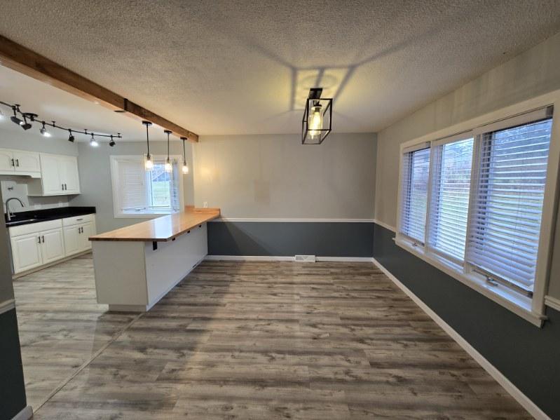 5109 Coachman Road Bettendorf, IA 52722 - Photo 5 of 26