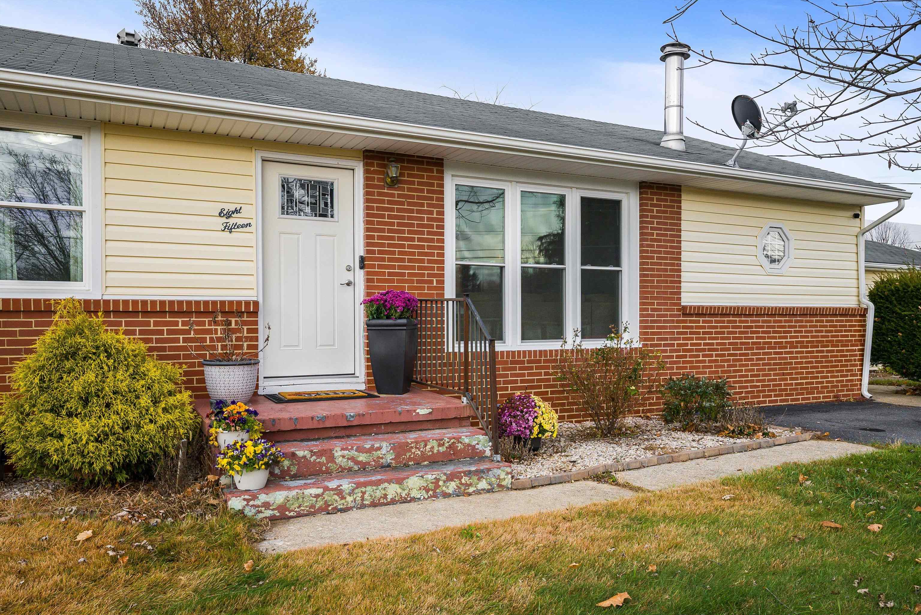 815 Rutherford Street Staunton, VA 24401 - Photo 1 of 56 a front view of a house