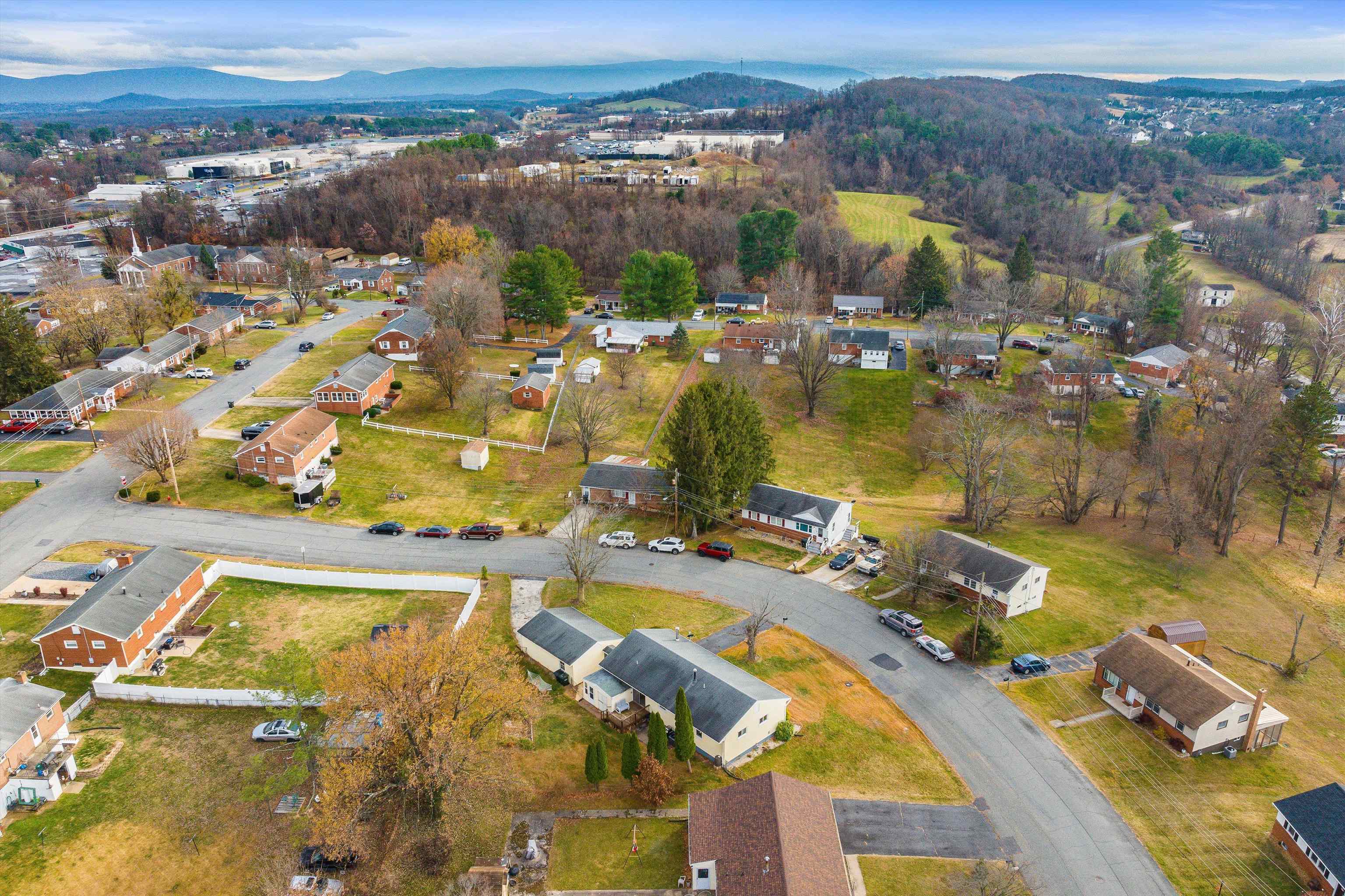 815 Rutherford Street Staunton, VA 24401 - Photo 51 of 56 an aerial view of residential houses with outdoor space