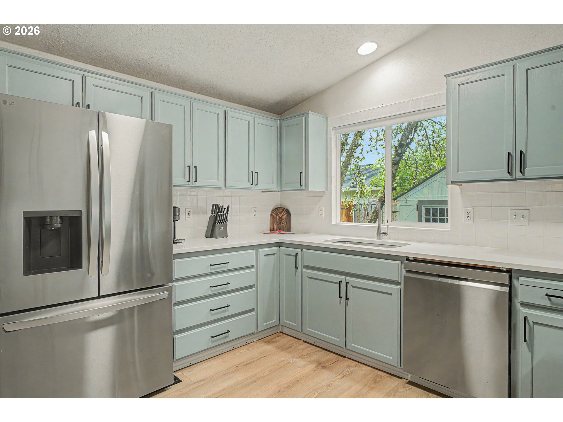 726 South Linden Street Cornelius, OR 97113 - Photo 12 of 27