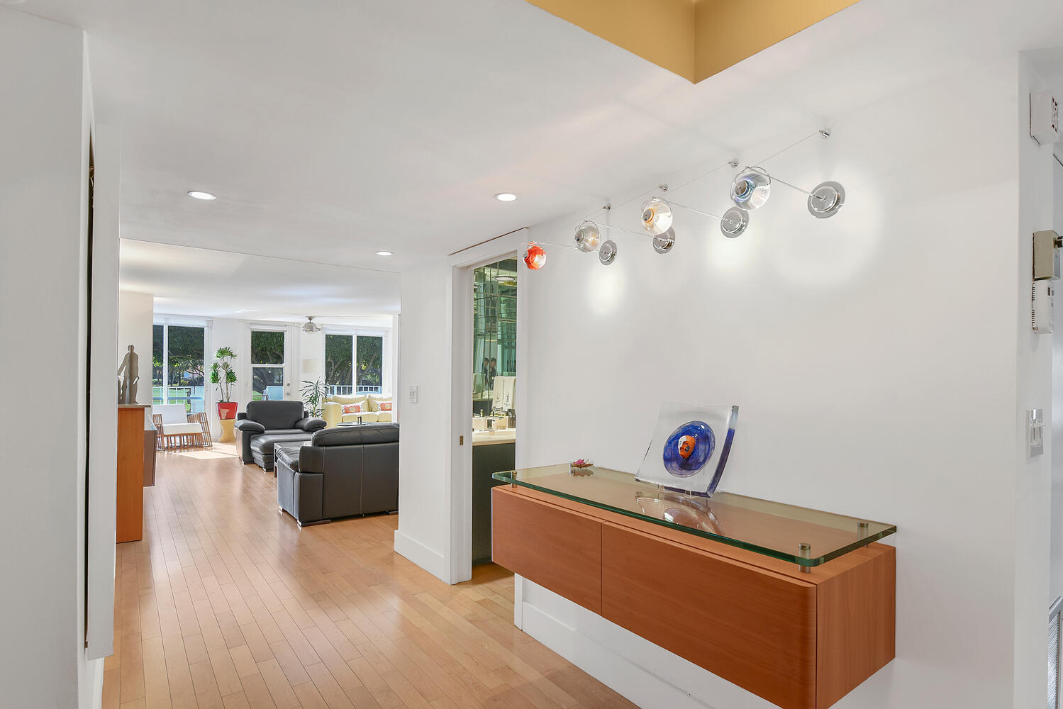 7369 Orangewood Lane, Unit 108 Boca Raton, FL 33433 - Photo 4 of 66 a living room with furniture