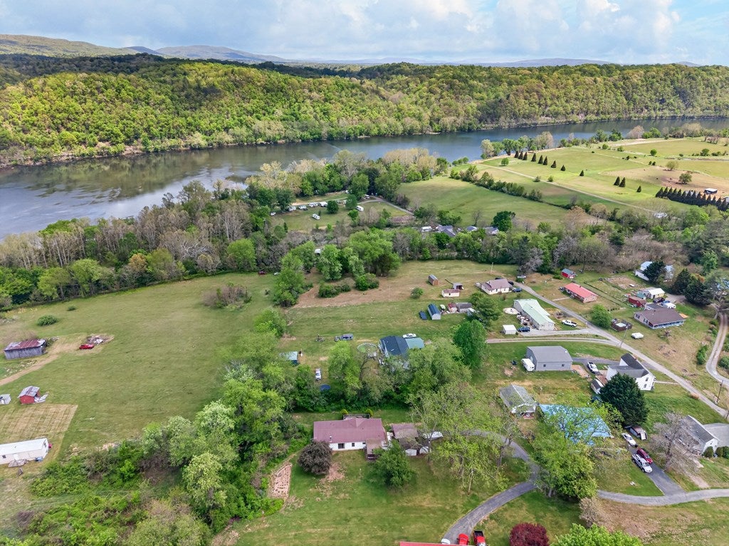 6135 Parrott Mountain Road Parrott, VA 24132 - Photo 62 of 66 Gallery Image 62