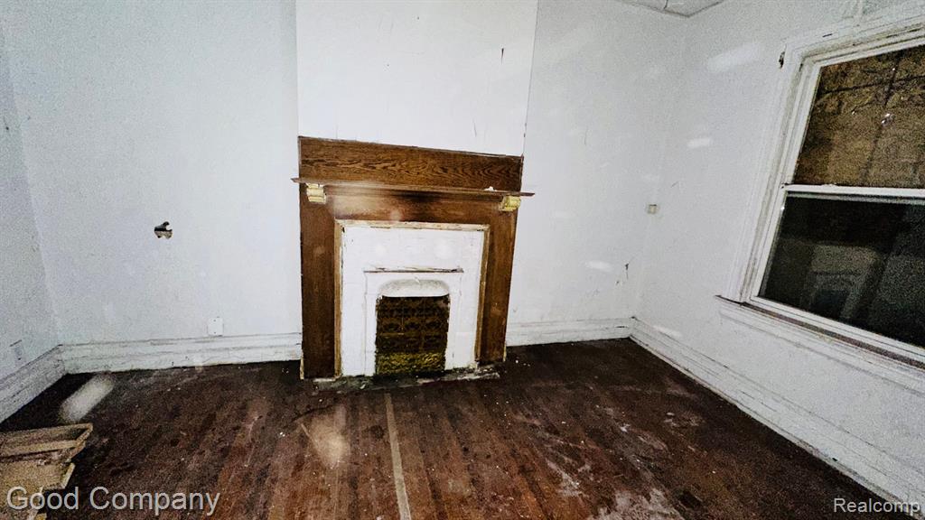 104 Mt Vernon Street Detroit, MI 48202 - Photo 3 of 13