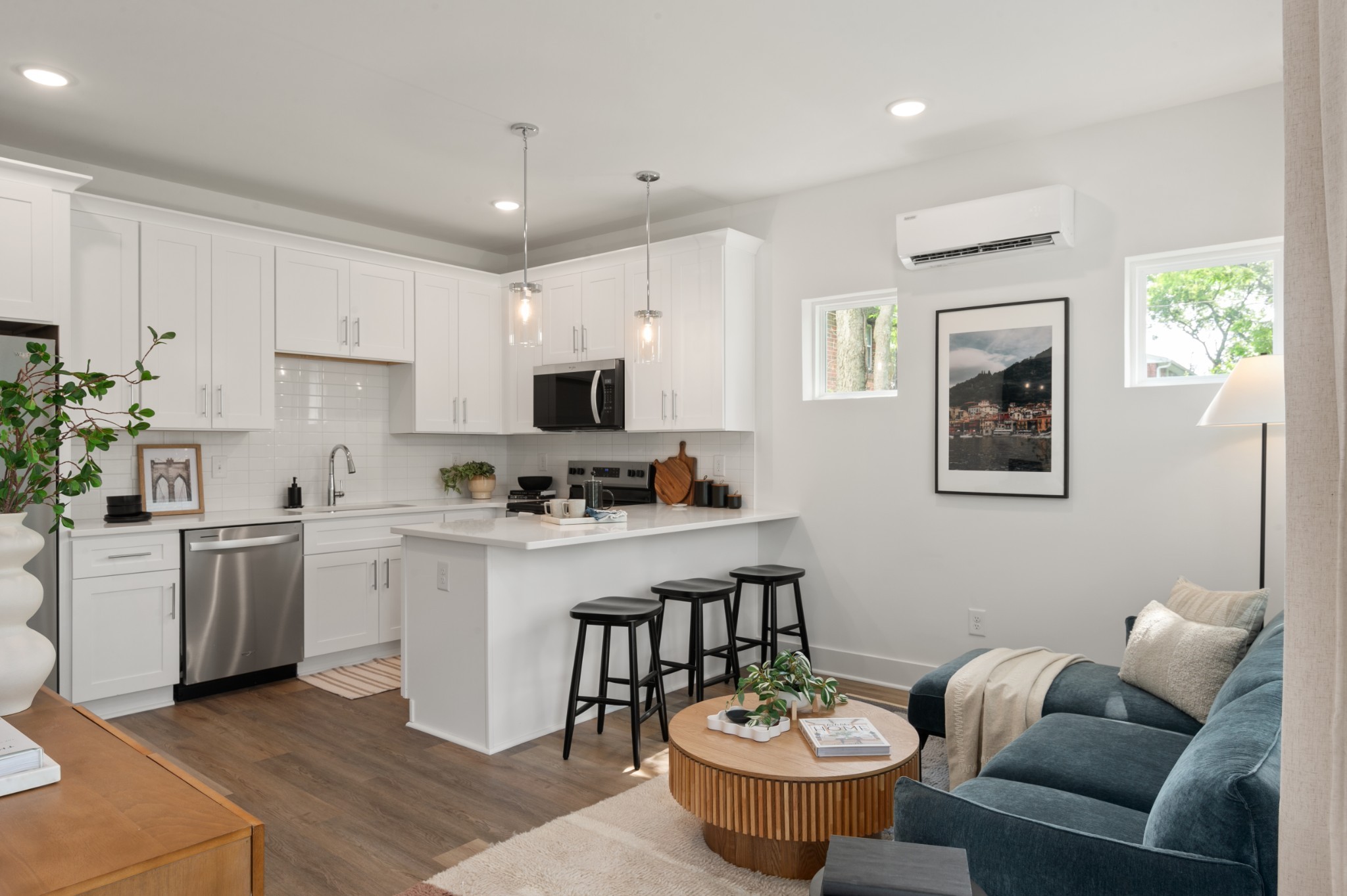 121 Stratton Avenue Nashville, TN 37216 - Photo 2 of 30