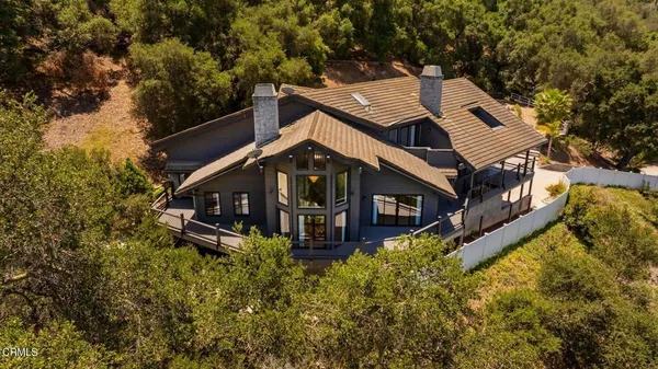 $1,550,000 | 10980 North Ventura Avenue, Oak View, CA 93022