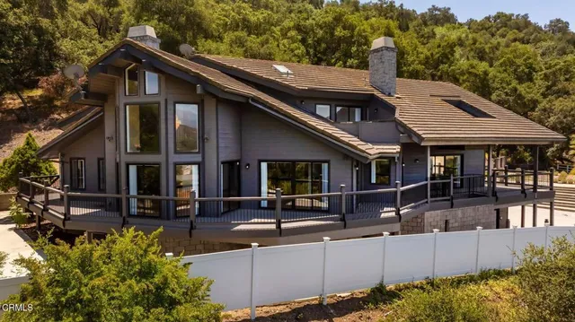 $1,550,000 | 10980 North Ventura Avenue, Oak View, CA 93022