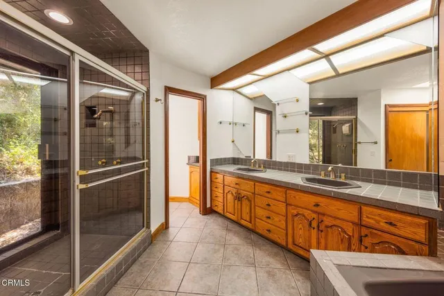 $1,550,000 | 10980 North Ventura Avenue, Oak View, CA 93022