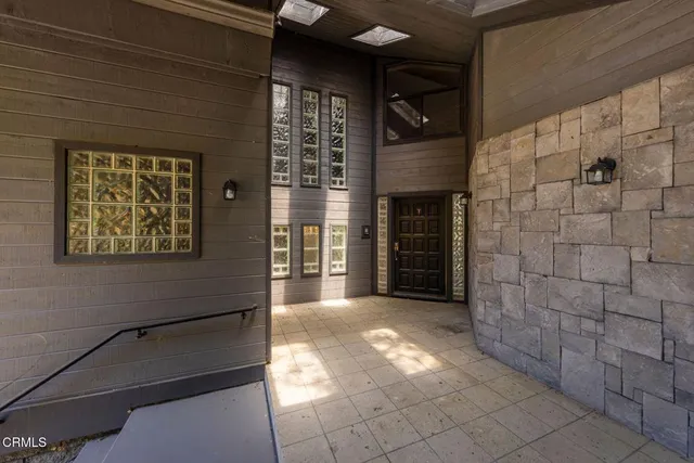 $1,550,000 | 10980 North Ventura Avenue, Oak View, CA 93022