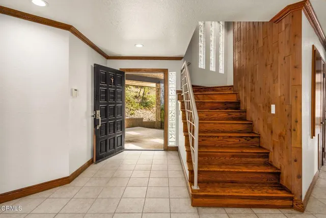 $1,550,000 | 10980 North Ventura Avenue, Oak View, CA 93022