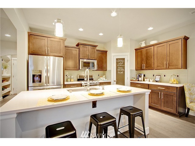 18569 115th Place Southeast Renton, WA 98055 - Photo 8 of 22