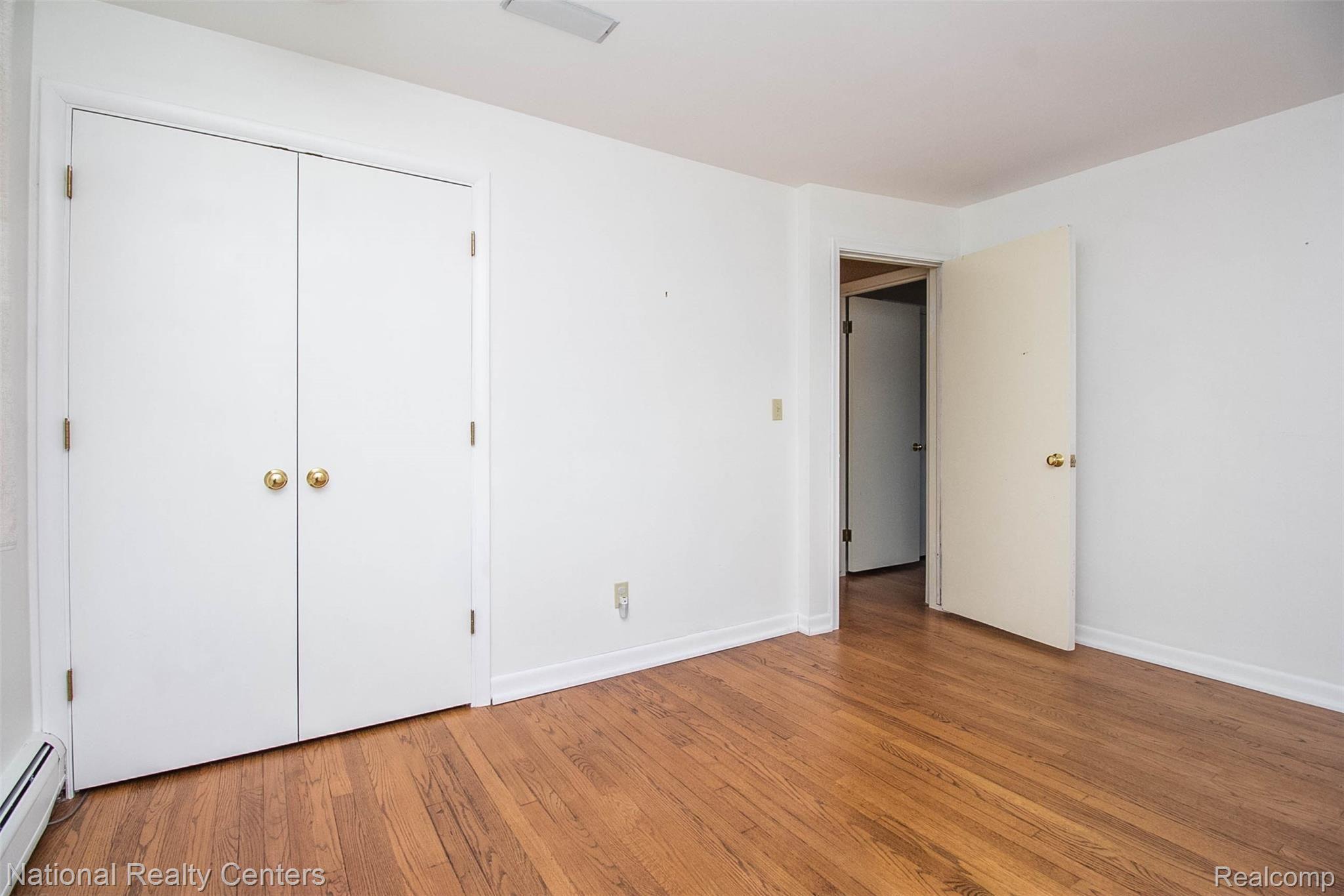 187 Old Perch Road Rochester, MI 48309 - Photo 19 of 35 21.jpg