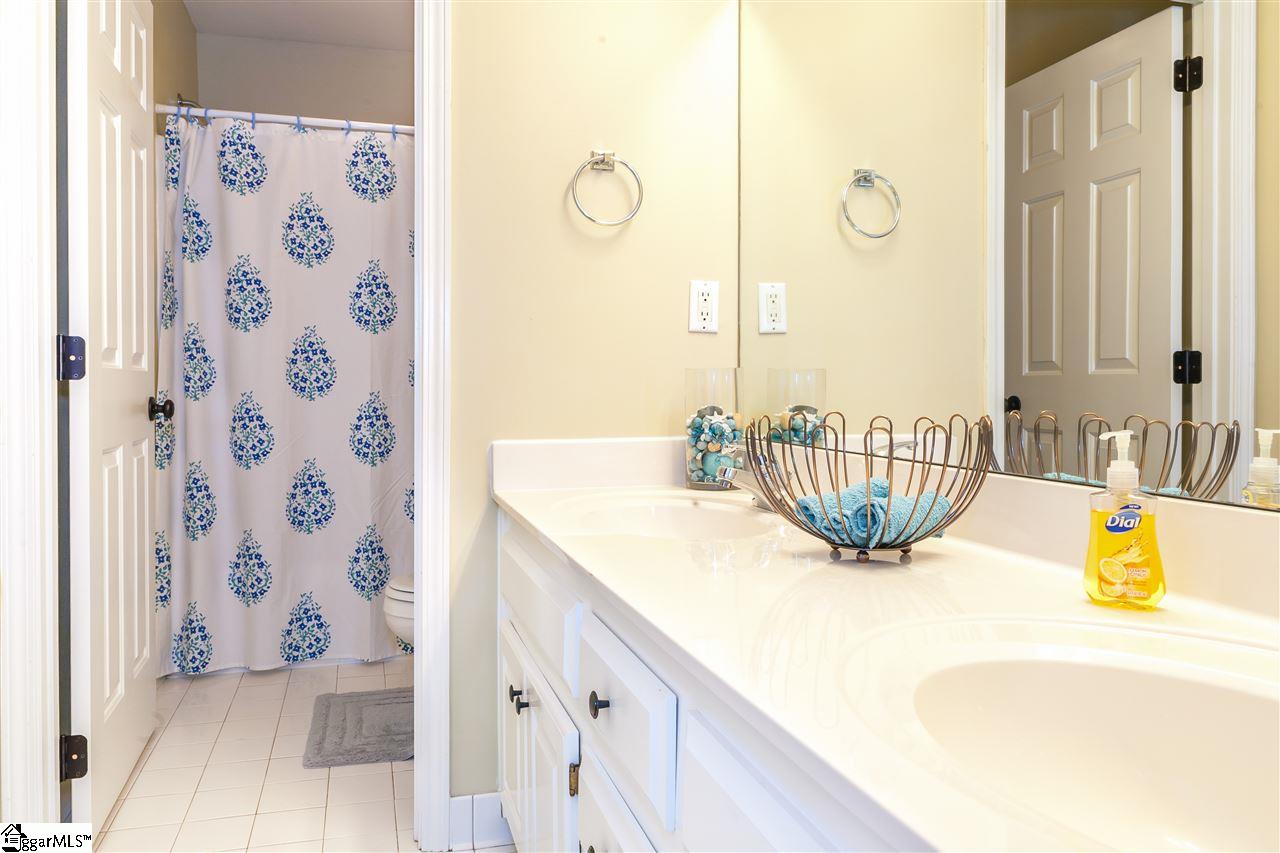 213 Quail Ridge Drive Simpsonville, SC 29680 - Photo 27 of 33 Gallery Image 27